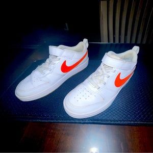 Nike Court Borough Low 2 Boys Sneakers